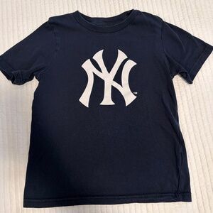 Boy’s Yankee Aaron Judge tshirt size 7